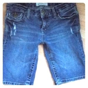 Aeropostal Bermudias